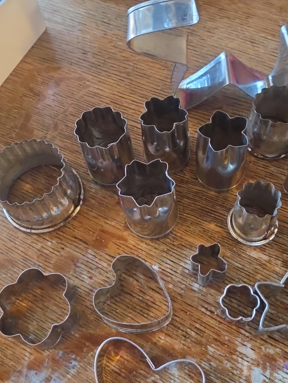 Mini Shape Cutters - Picture 2 of 9